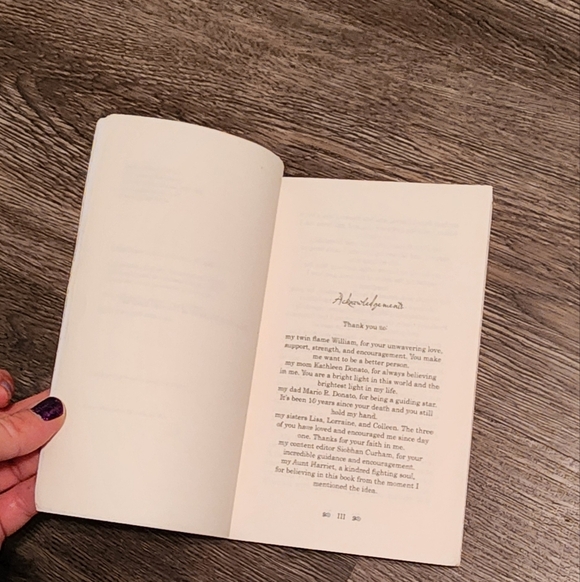 Awkward B1tch Paperback Book by Marlo Donato Parmelee - Picture 5 of 6